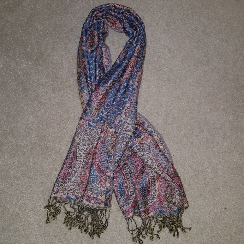 Gorgeous Pashmina Wrap/Scarf