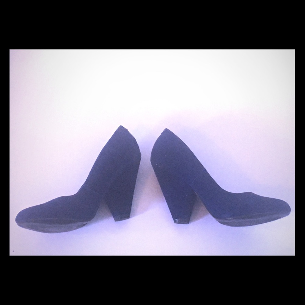 Unique Blue Velvet Heels