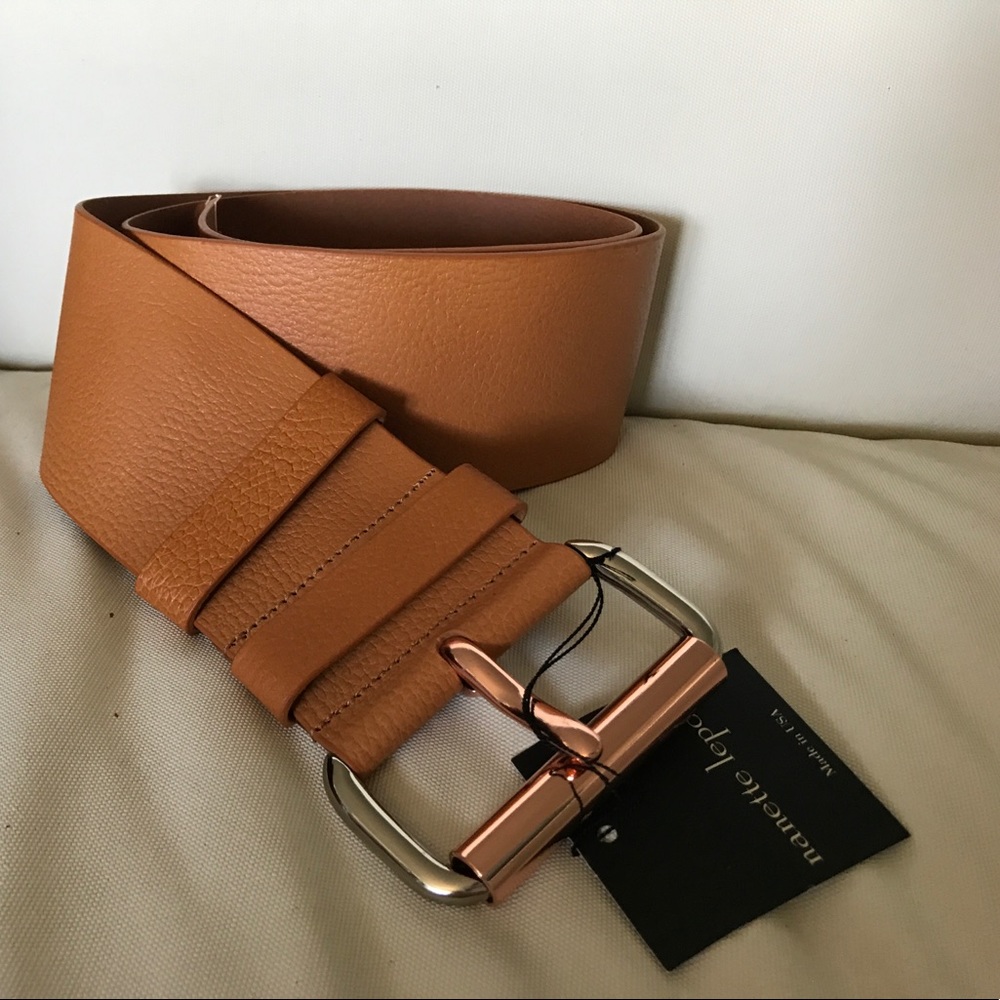 Beautiful tan Nanette Laporte belt