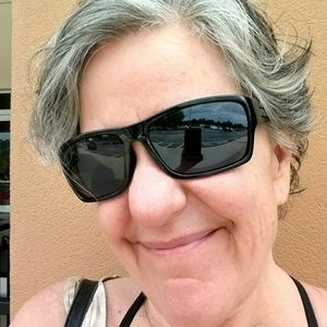 Meet your Posher, Mary