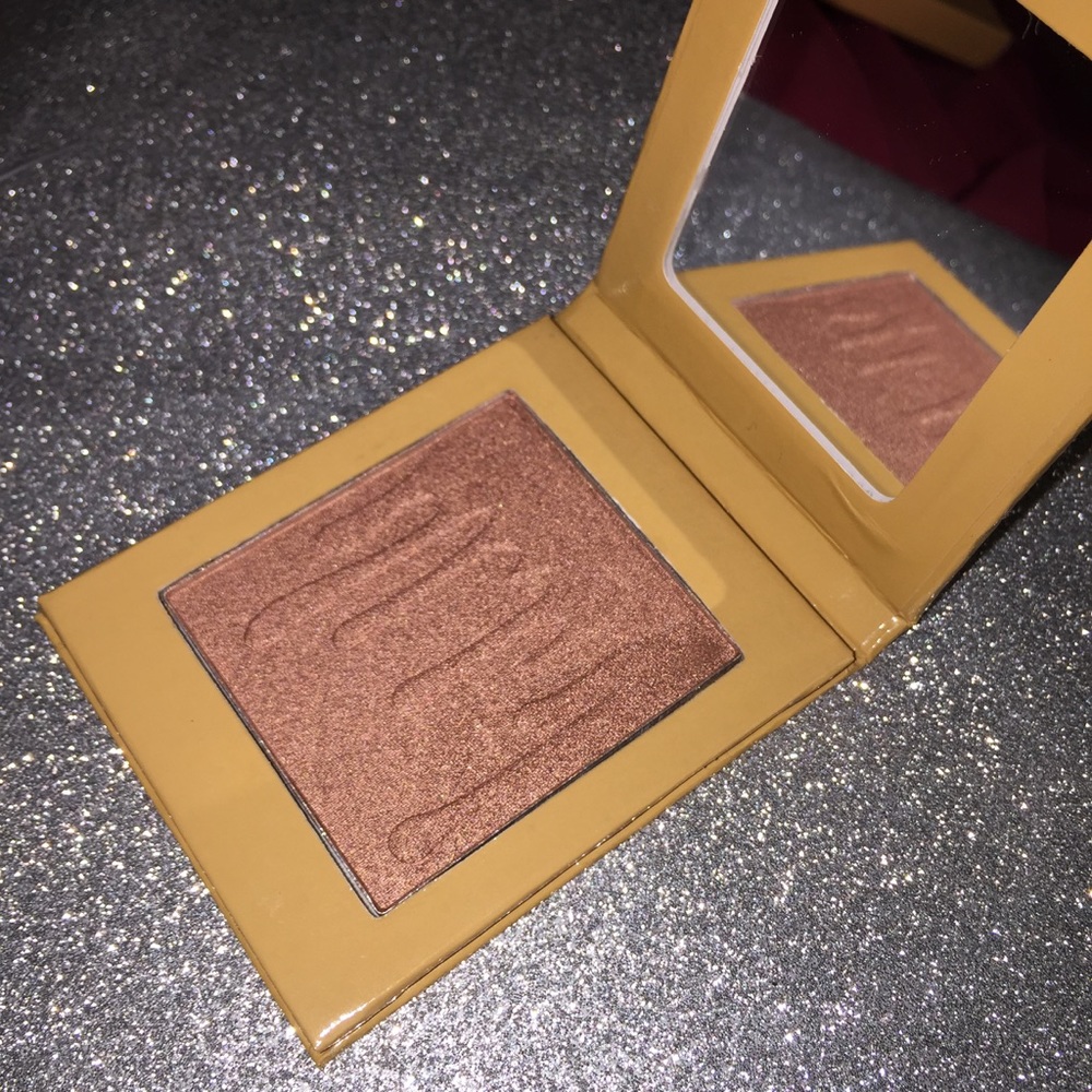 kylie highlighter ✨