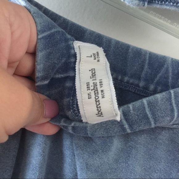 🔥SALE🔥 A&F Two Piece Dress Set, Skirt & Crop Top - Picture 3 of 5