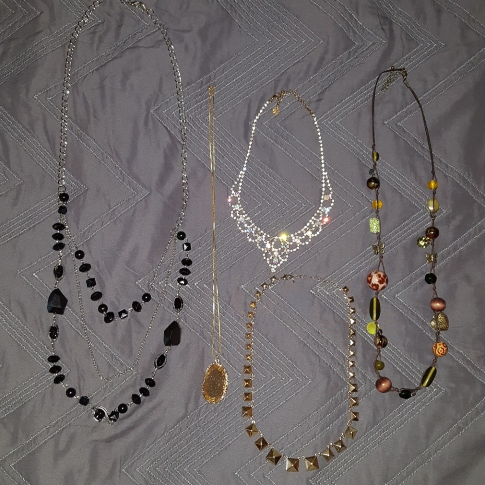 Necklace Bundle 🖤