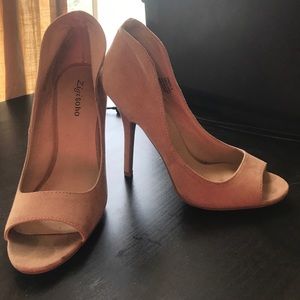 Zigisoho nude pumps size 9