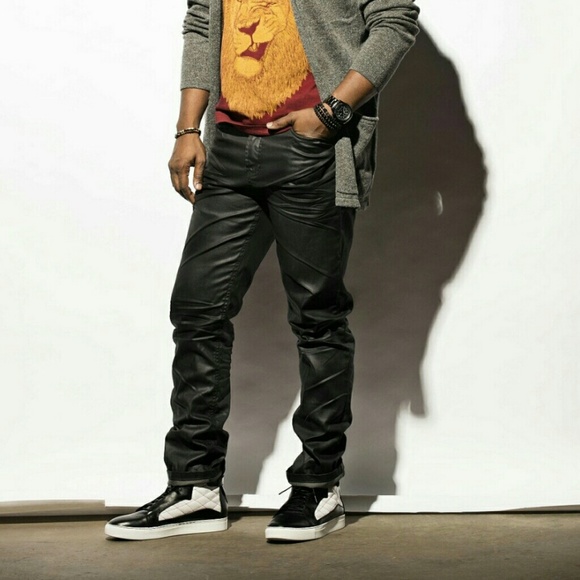 NOMALY Heritage - Picture 3 of 4