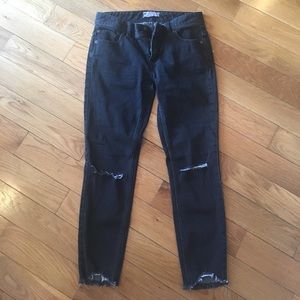 Free people destroyed ankle skinny in black