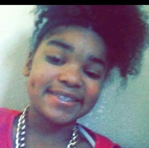 Meet your Posher, Samia