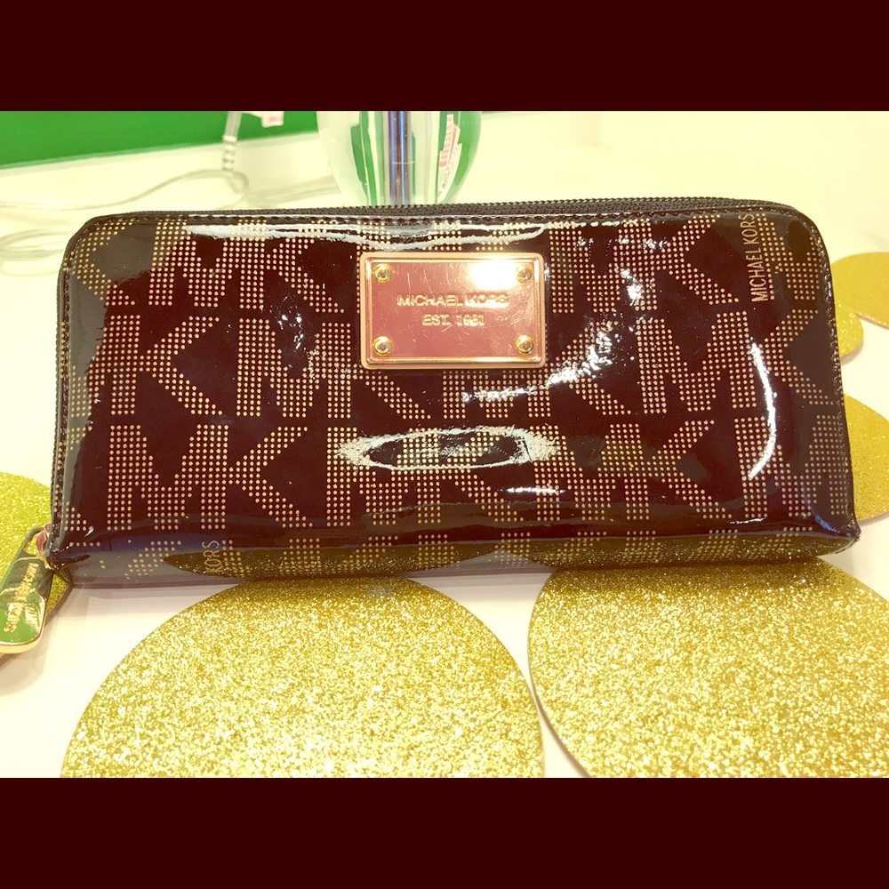 Michael Kors wallet