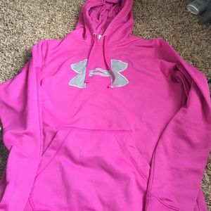 Under Armour sweatshirt