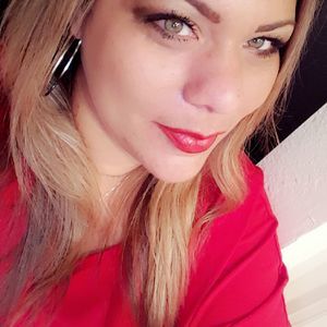 Meet your Posher, Veronica