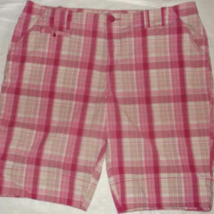 Fashion Bug Plaid Pink Casual Shorts Size 20