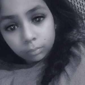 Meet your Posher, Esmeralda