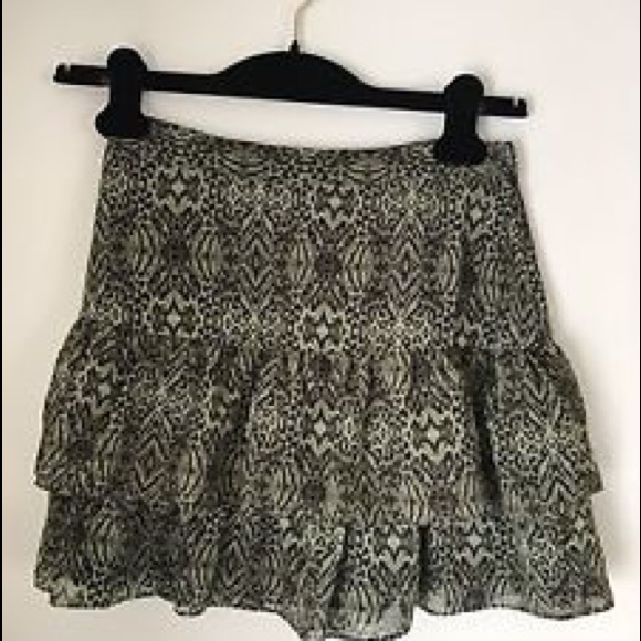 Paisley tiered ruffle skirt - Picture 3 of 3