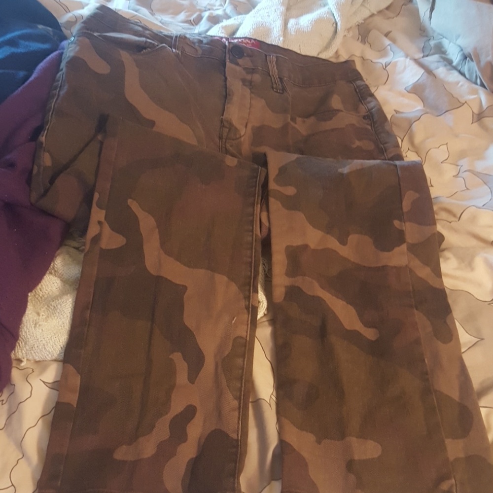 Camo jeans