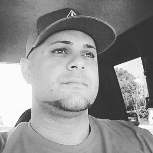 Meet your Posher, Efrain