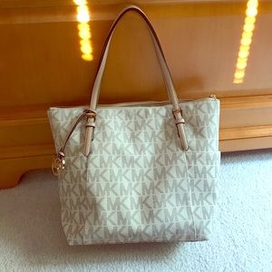 Michael Kors bag