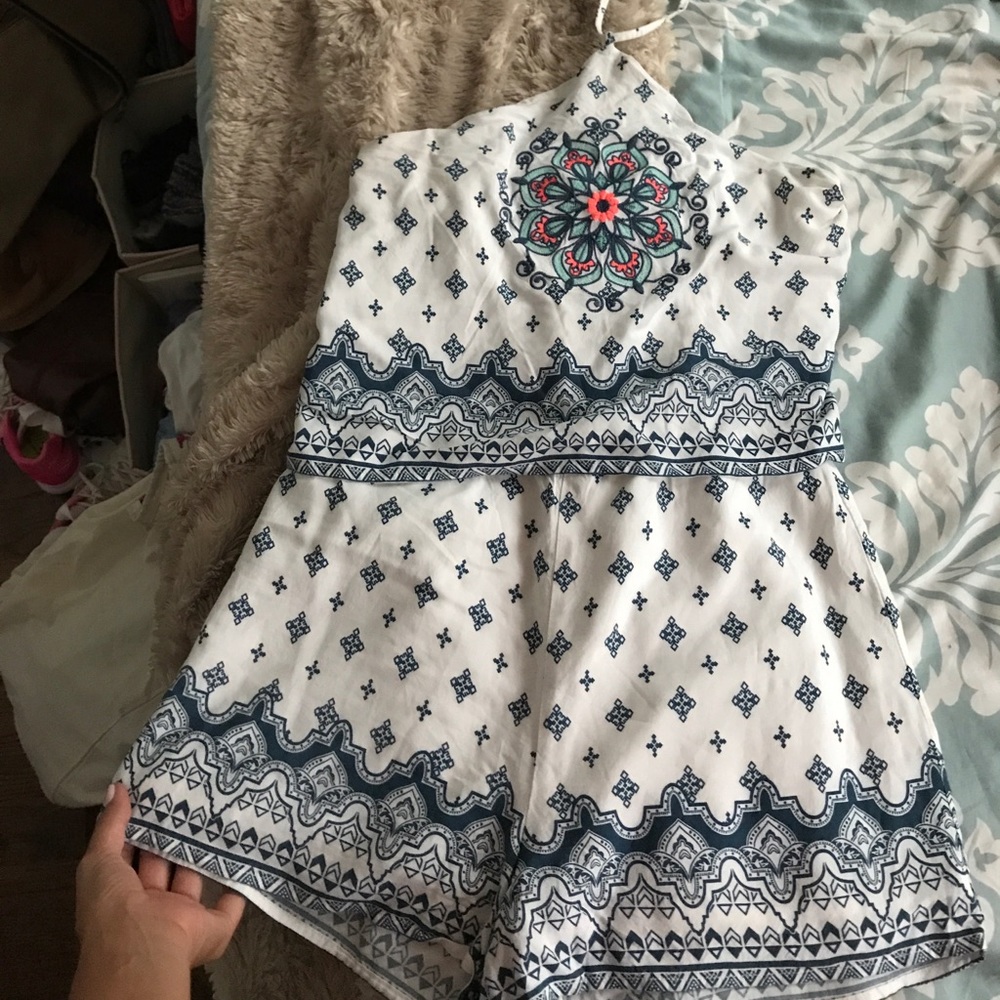 Francesca's floral Romper