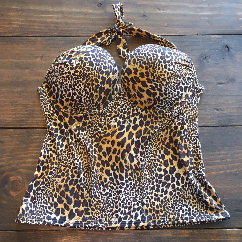 38C Victoria's Secret bombshell leopard tankini
