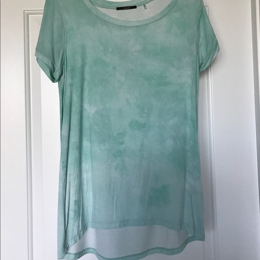 Women's mint green shirt
