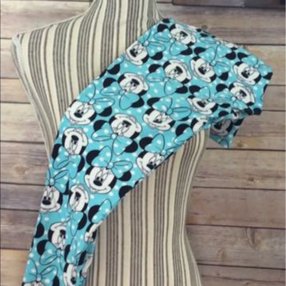 Lularoe Disney leggings! OS 🦄🦄