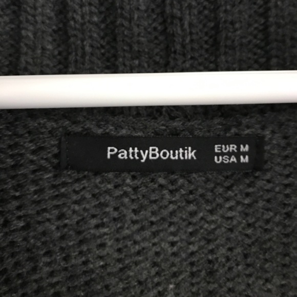 Chic Sweater - Picture 3 of 3