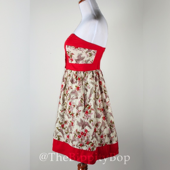 Flattering Strapless Dress - Picture 2 of 4