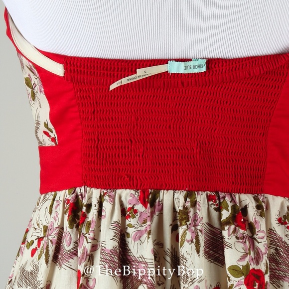 Flattering Strapless Dress - Picture 4 of 4