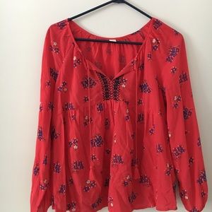 Old Navy Red floral blouse, Size: M