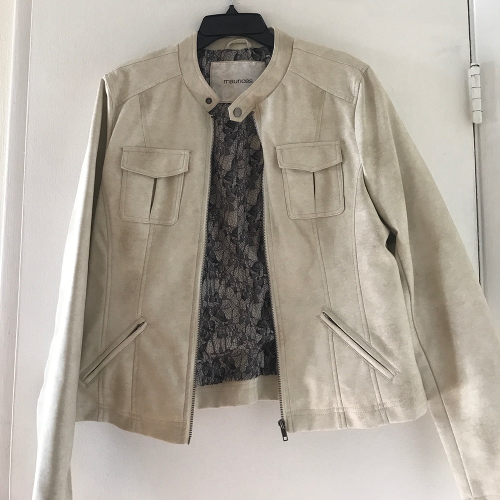 SALE🎉Maurice's faux leather jacket. Size L