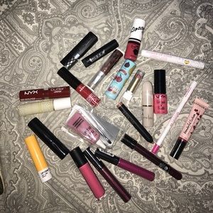 Huge Bundle of Lipsticks