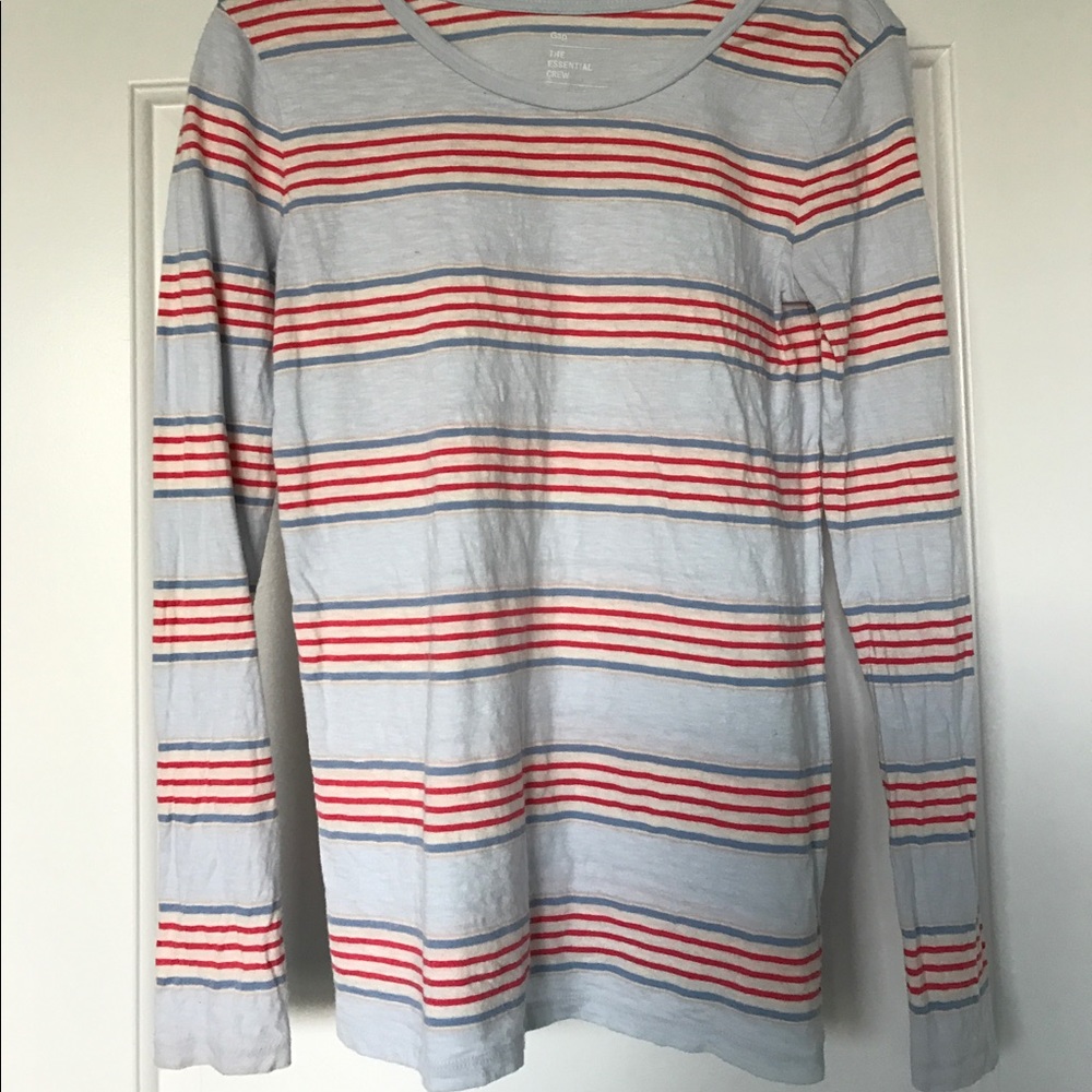 Gap Women's long sleeve shirt
