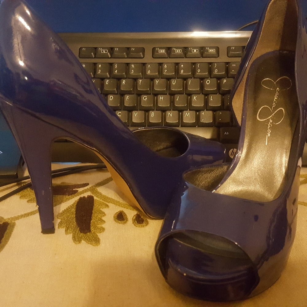 Women's Patent Leather Peep Toe Pump