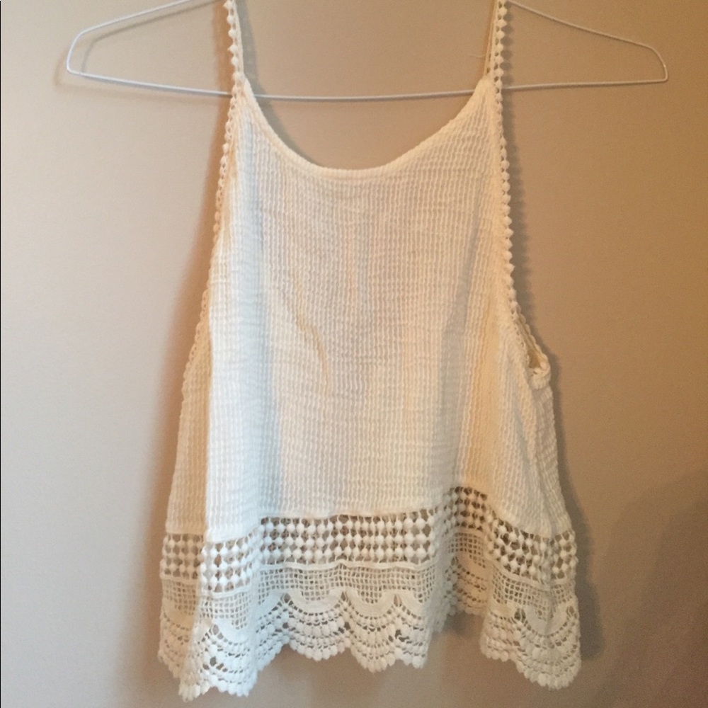 Urban outfitters lace crop top tank size small