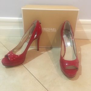 Michael Kors Hamilton open toe