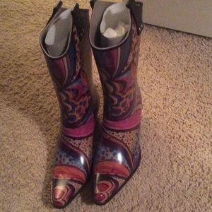 Mosaic print rain boots