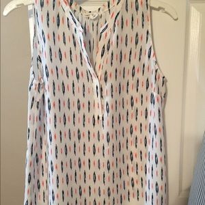 Patterned sleeveless top