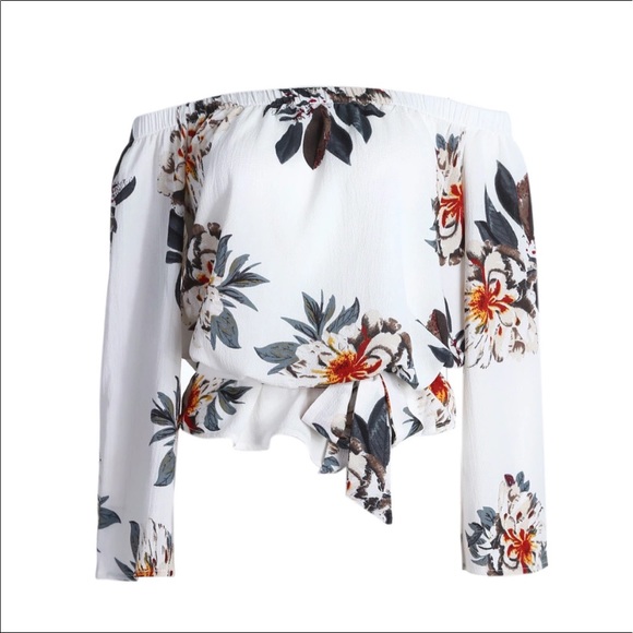 *RESTOCKED FLORAL OFF SHOULDER FLOWY BOHO CROP TOP - Picture 3 of 8