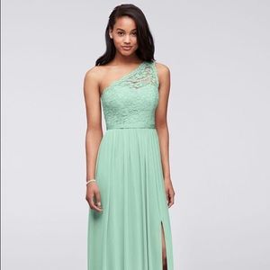 Davids Bridal Bridesmaid Dress in Mint