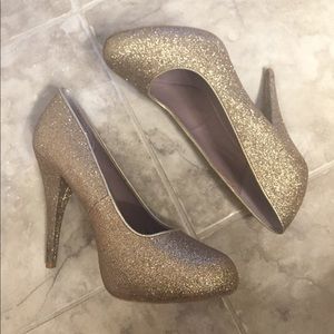 Gold Glitter Pumps