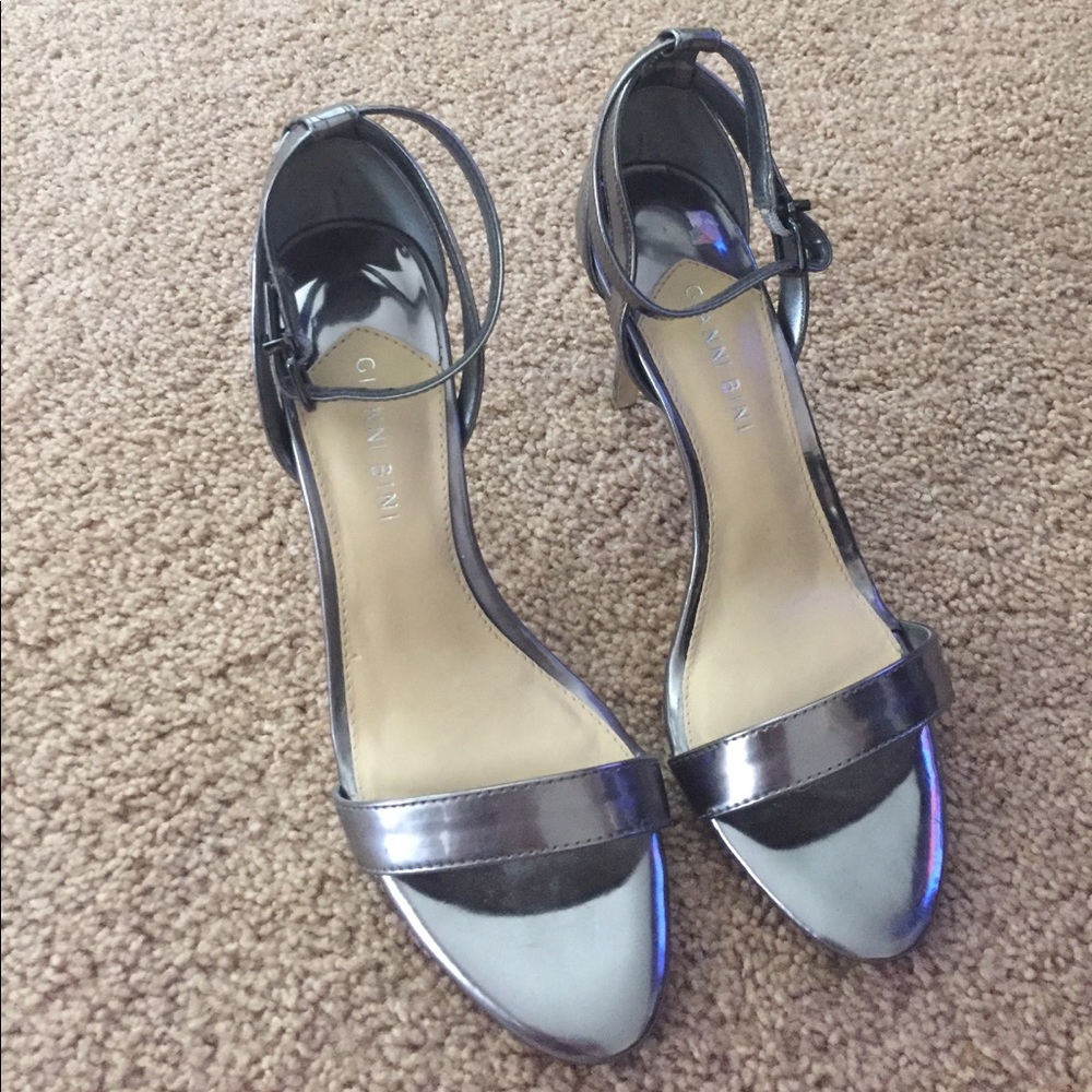 Gianni Bini Sandals