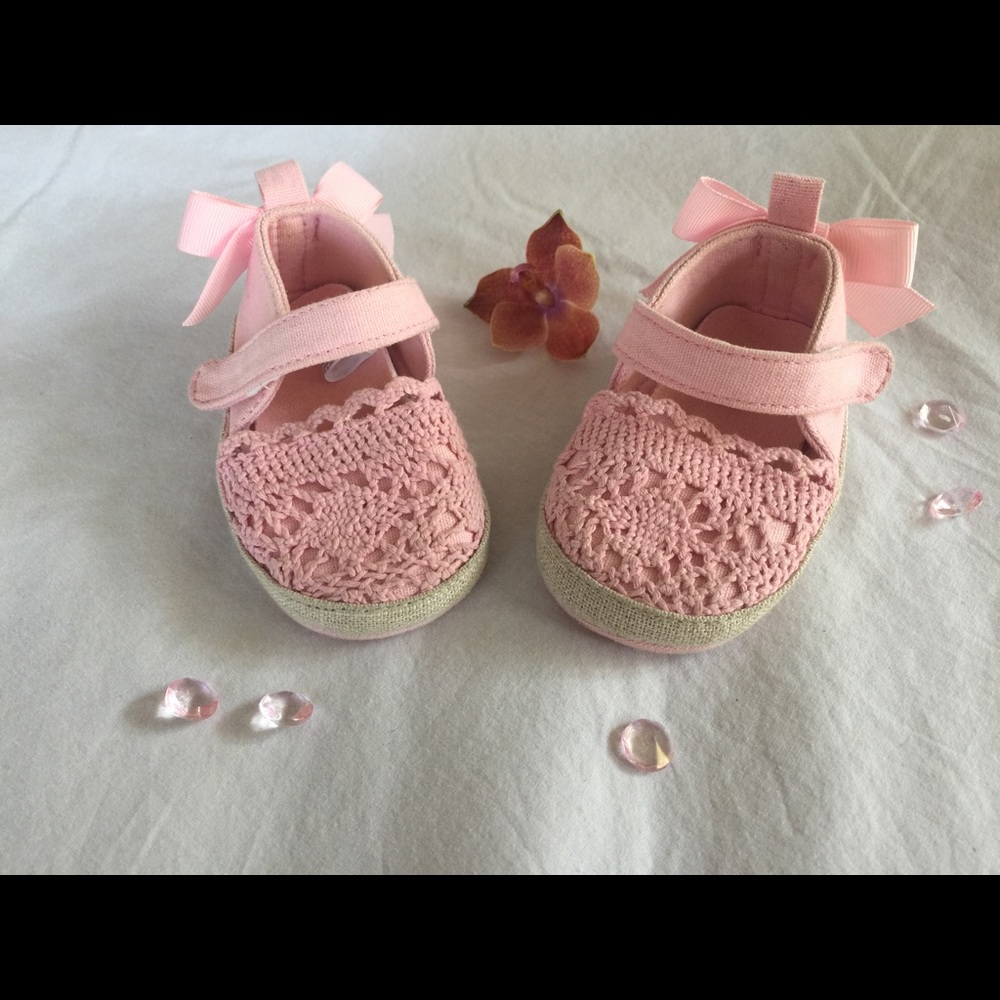 First Steps - The cutest baby shoes