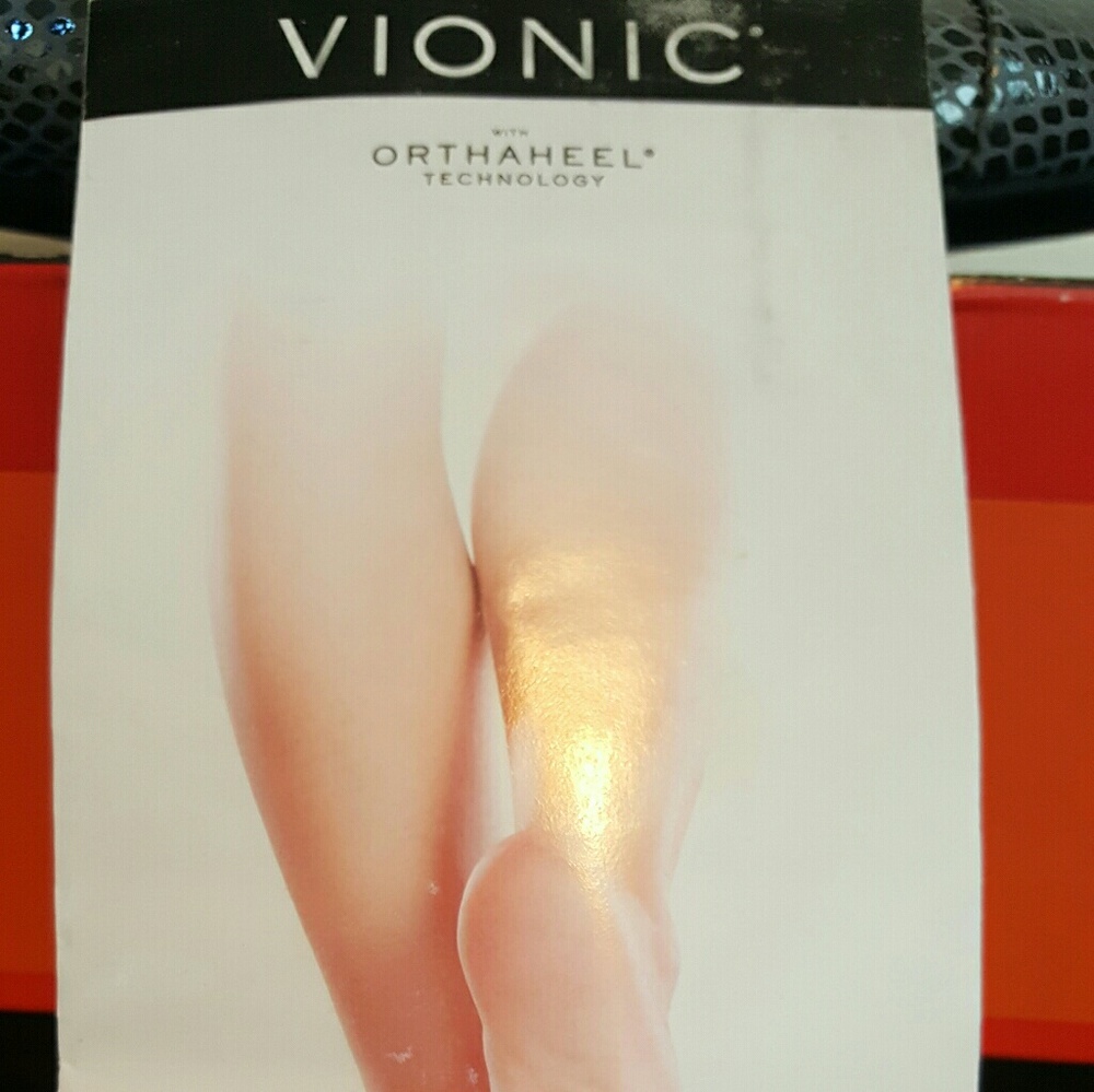 💚VIONIC 'GUNMETAL SNAKE' FLATS. SZ. 5 - Picture 4 of 5