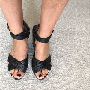 Pink & Pepper Dressy wedge shoes