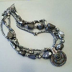 Black & gray 3 strand statement necklace like new
