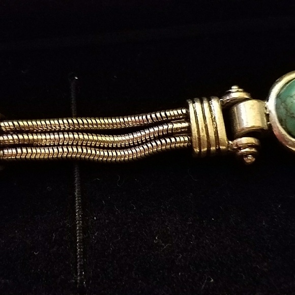 ⬇💙Beautiful Robins egg blue 3 stone bracelet 💙 - Picture 6 of 8