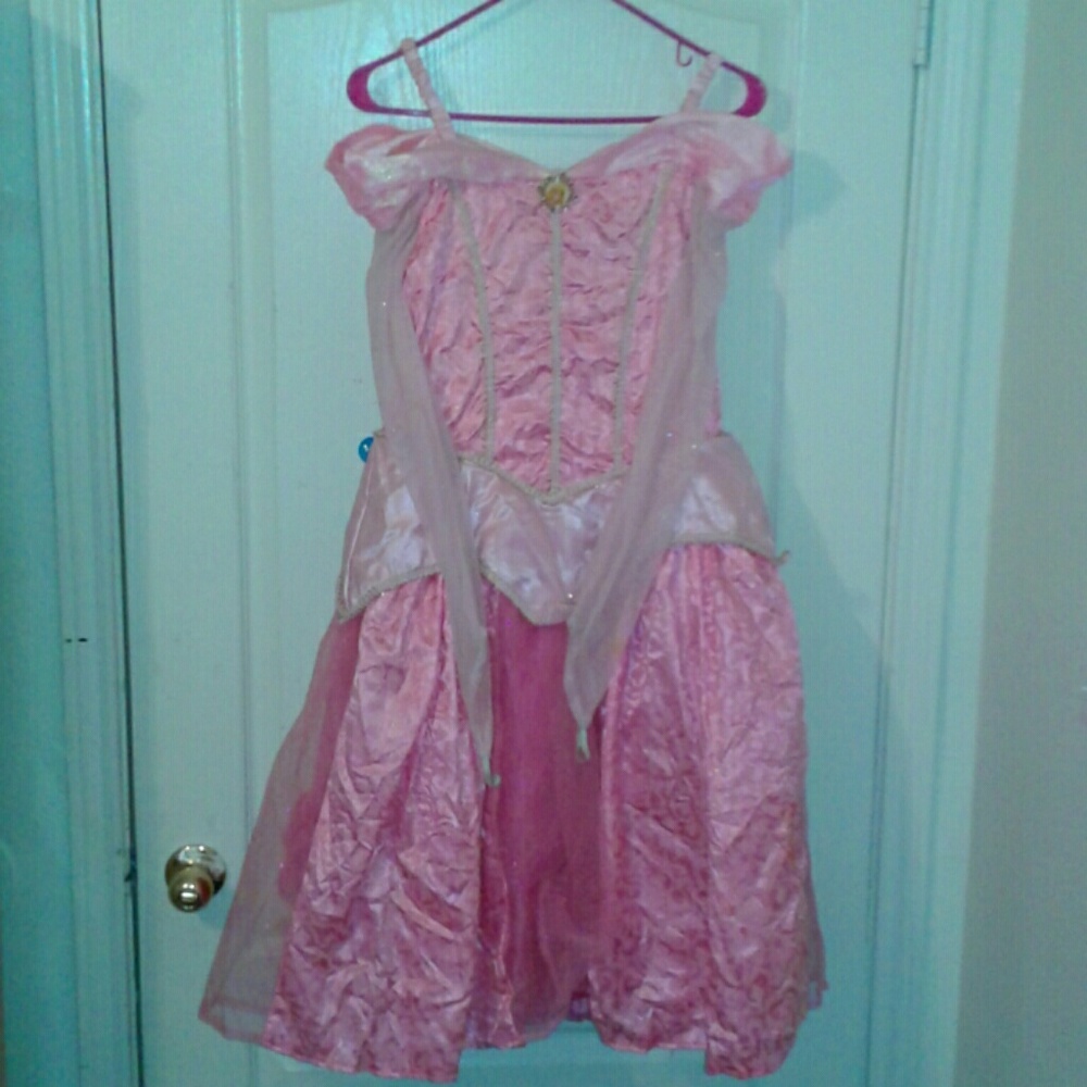 Princess dress sleeping beauty
