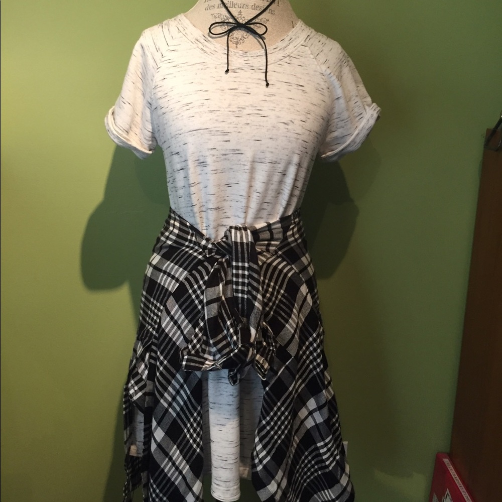 Short Sleeve Sweater Dress