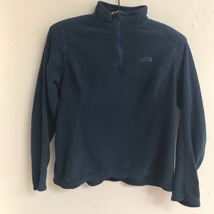 Size M North Face fleece