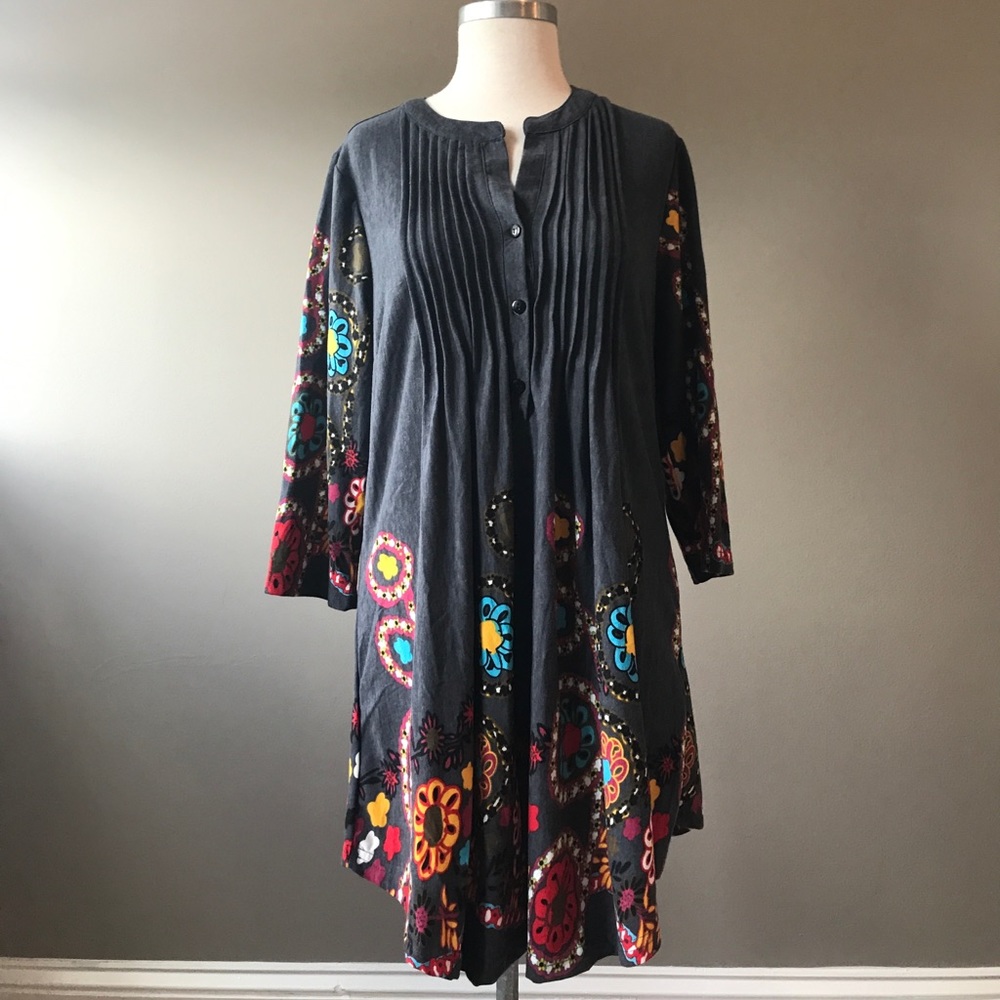 Garden Notch Neck Tunic