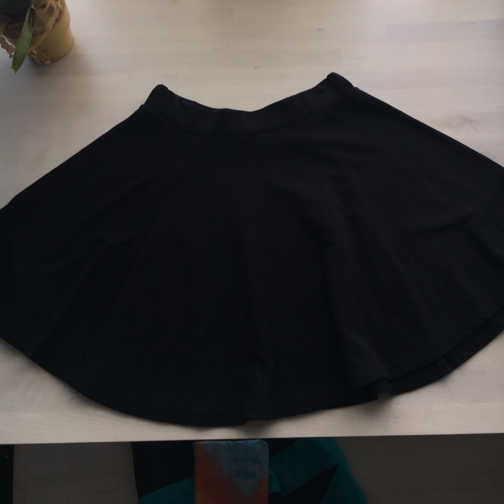 Black Circle Skater Skirt